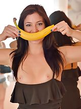 Tiny Breats,  Janesa Banana To Model